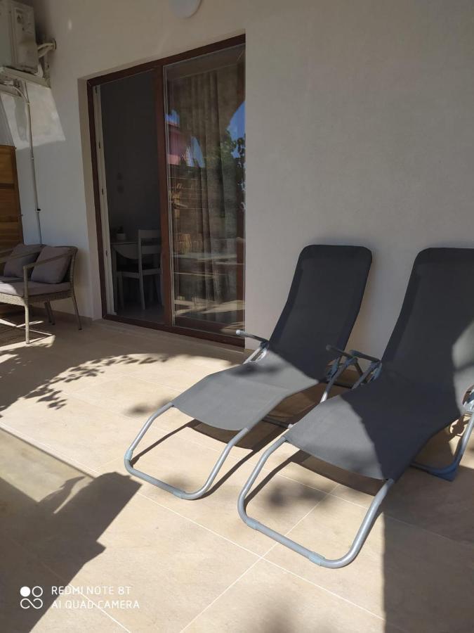 Apartmani Ana Vir Luaran gambar