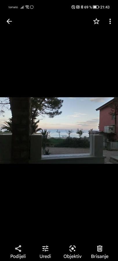 Apartmani Ana Vir Luaran gambar